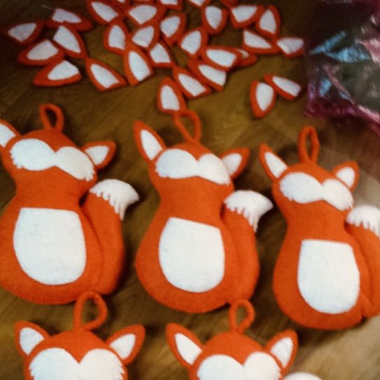 Fox wall hanger orange - flat cushion - playpen bag pendant - felt - handmade in Nepal