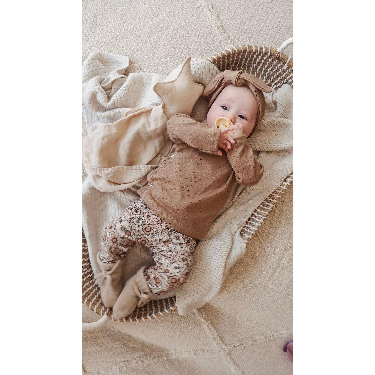 Pants | Beige combination flower