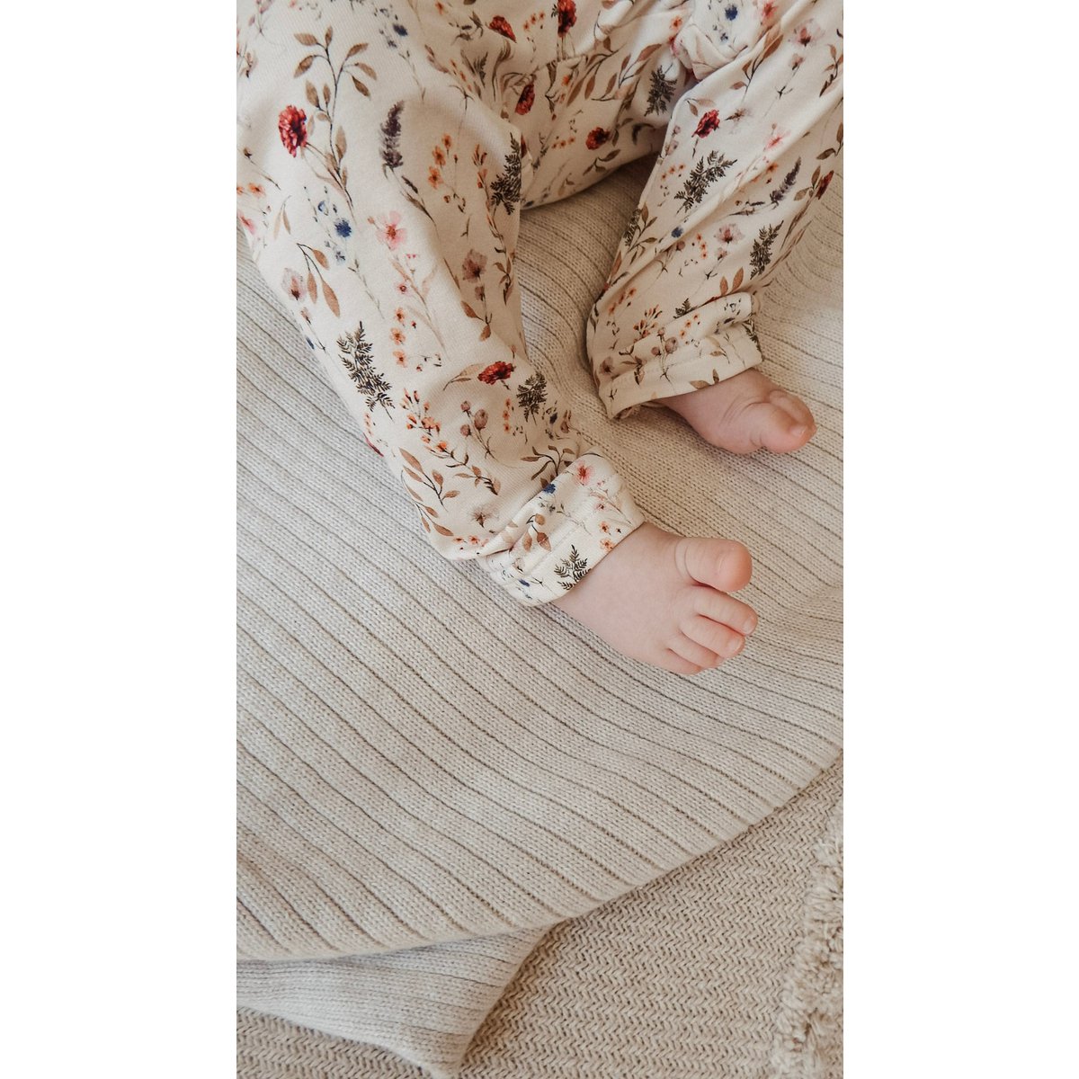 Pants | Romantic flower