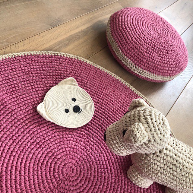 cushion round pink - cotton - 45ø cm - hand crochet in Nepal