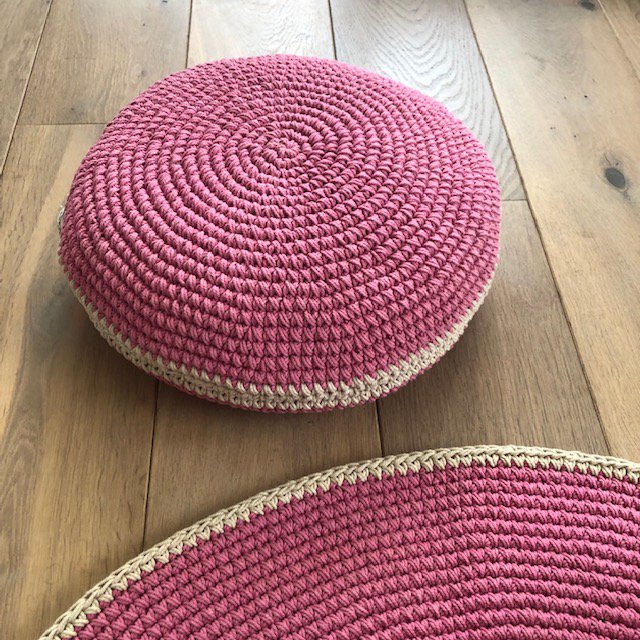 cushion round pink - cotton - 45ø cm - hand crochet in Nepal