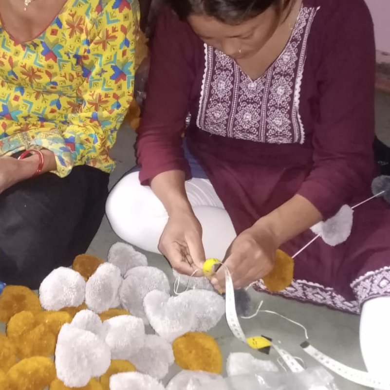 wall hanger with heart in Ibiza style pink - ring 20ø cm - handmade in Nepal